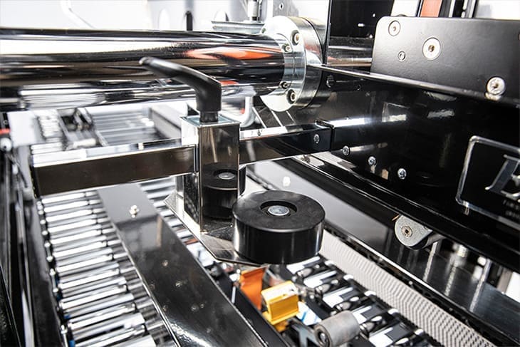 Top squeezing rollers of the SB-2EX case taper