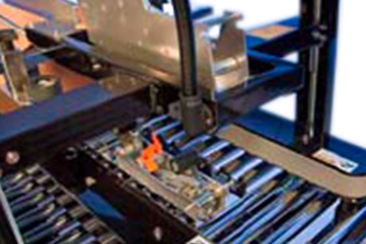 Adjustable side rails of the SB-2EXN case taper