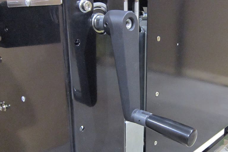 Crank handle of the EX-CF case former