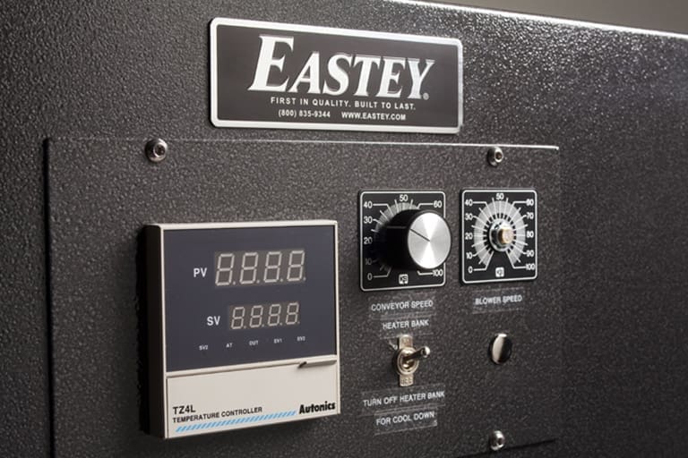 Control panel of the Eastey bundling tunnel