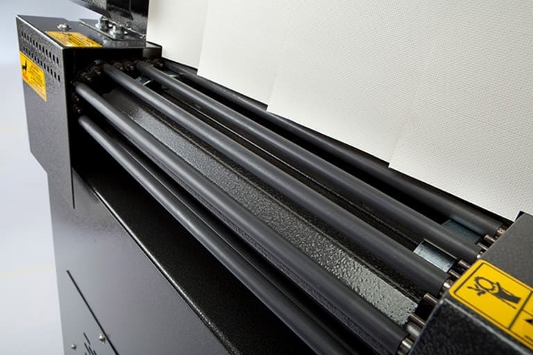 Live roller conveyor on an Eastey shrink tunnel